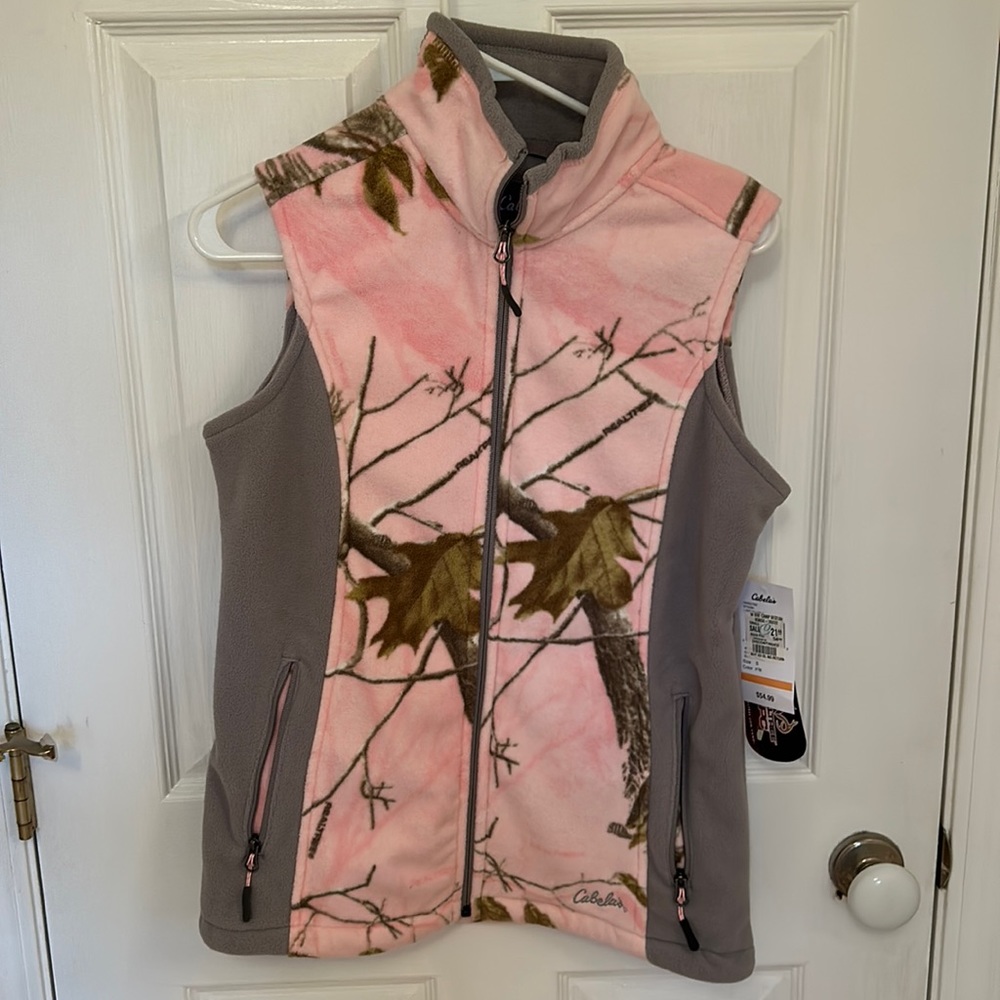 NWT fleece pink cameo vest